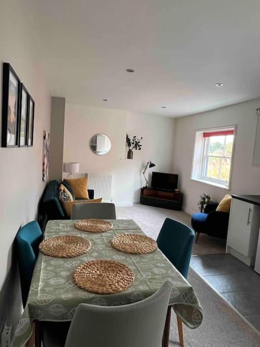 Town Centre Apartment With Parking Wallingford Luaran gambar